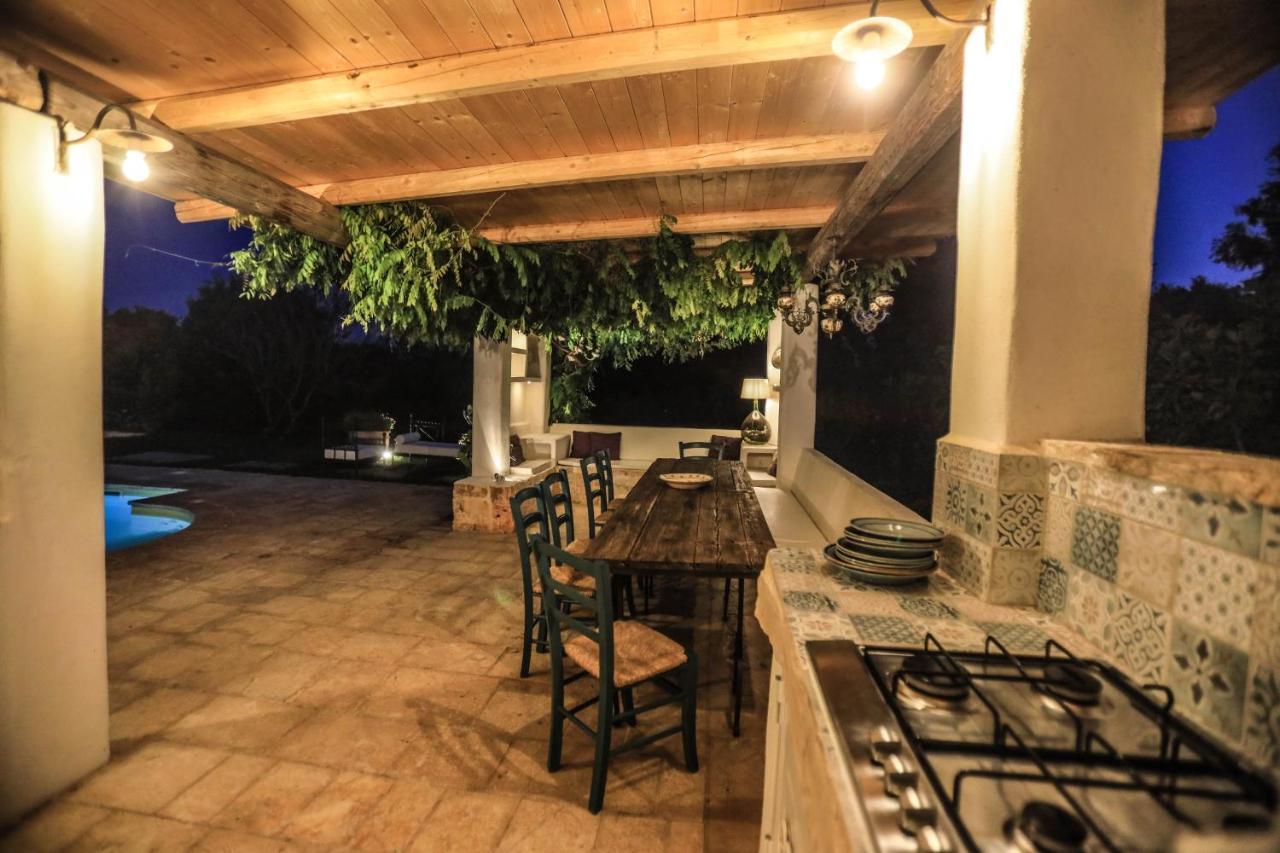 Trulli Il Geco Sognante Villa Ceglie Messapica Eksteriør billede