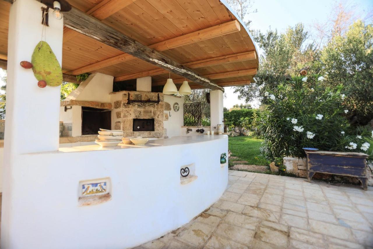 Trulli Il Geco Sognante Villa Ceglie Messapica Eksteriør billede