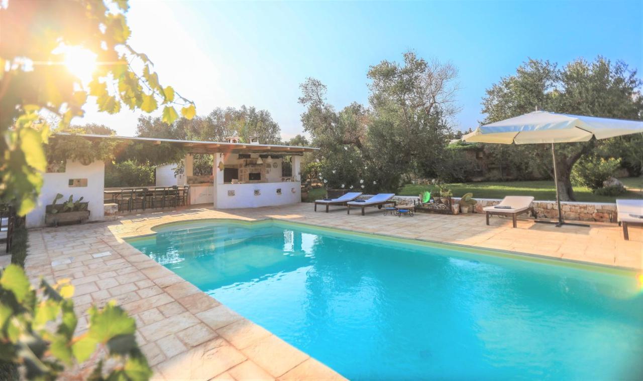 Trulli Il Geco Sognante Villa Ceglie Messapica Eksteriør billede